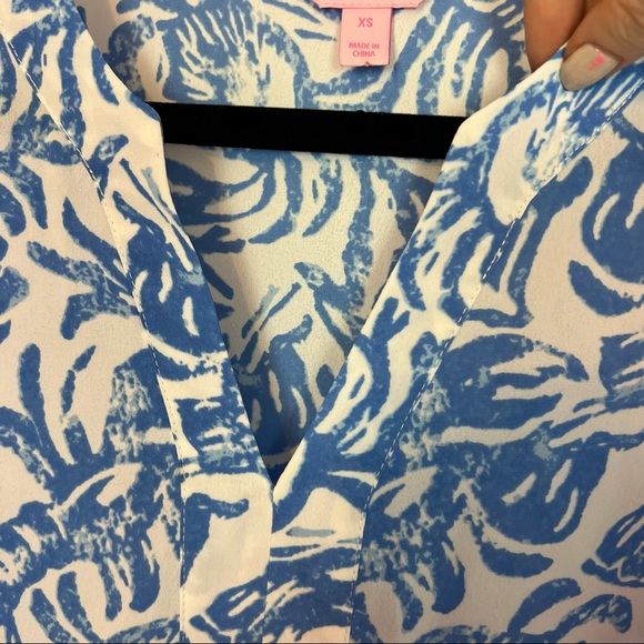 Lilly Pulitzer Gramercy Blue and White Tank Top, size XS - Picture 7 of 8